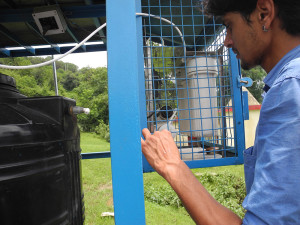 Ravi discovers that the filter pipe has been cut and the tap is missing so we will have to get that fixed.